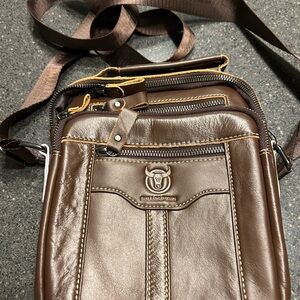 Men’s casual shoulder bag